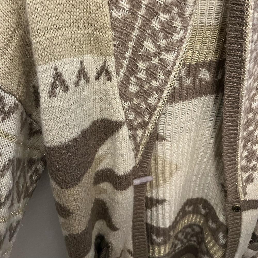 Neutral Aztec Print Cardigan - Picture 4 of 13